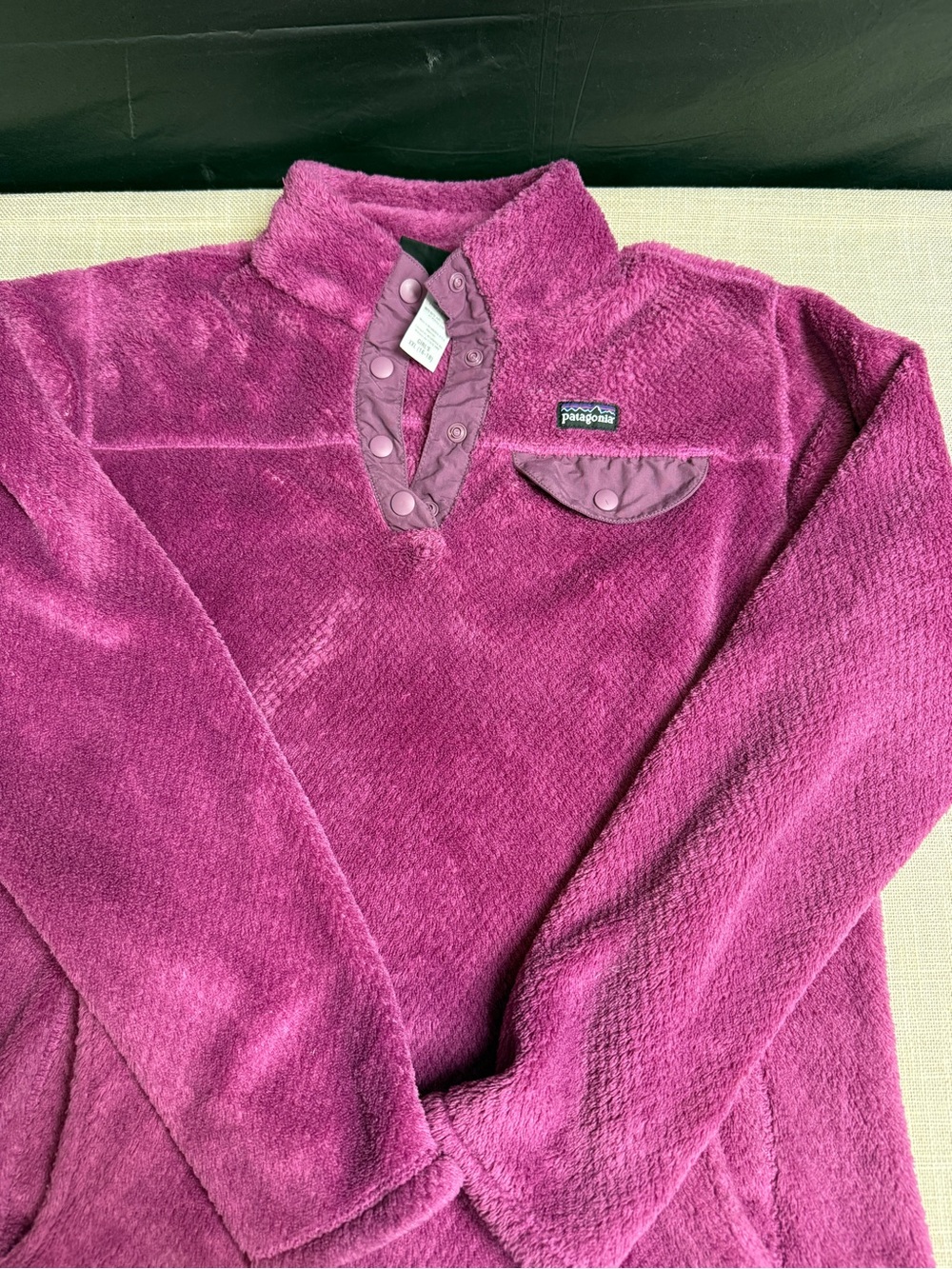 Girls XXL (18/20) Patagonia Plush Snap-Button Fleece Pullover - Deep Magenta
